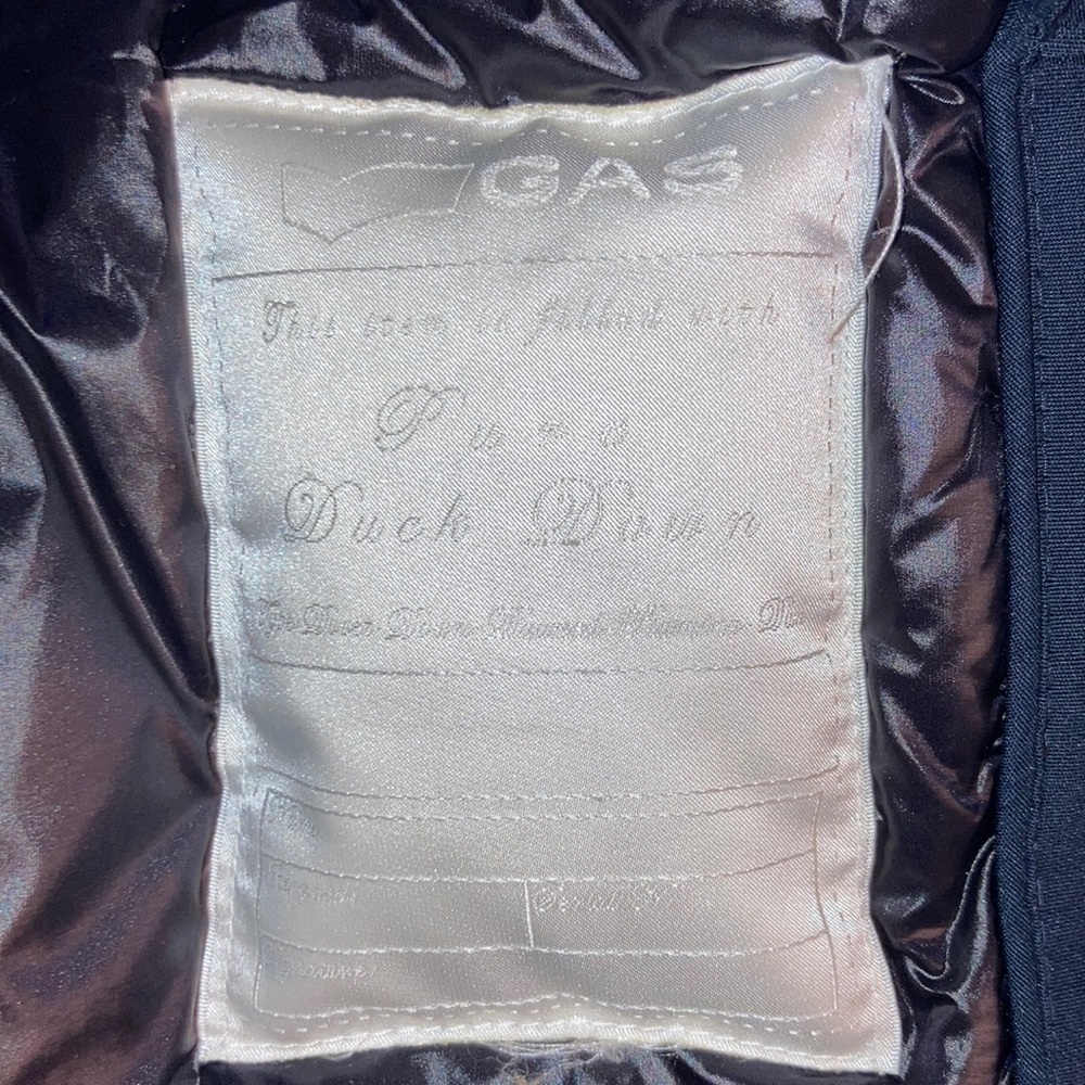 Woman Winter coat, GAS brand, night blue colour. Good condition. Missing the fur